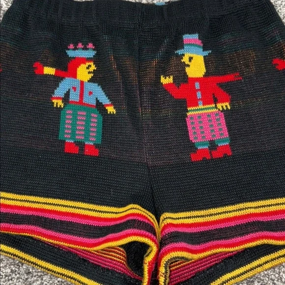 1970s Betsey Johnson Alley Cat Knit Two Piece Halter Set in Happy People Print - Picture 2 of 11